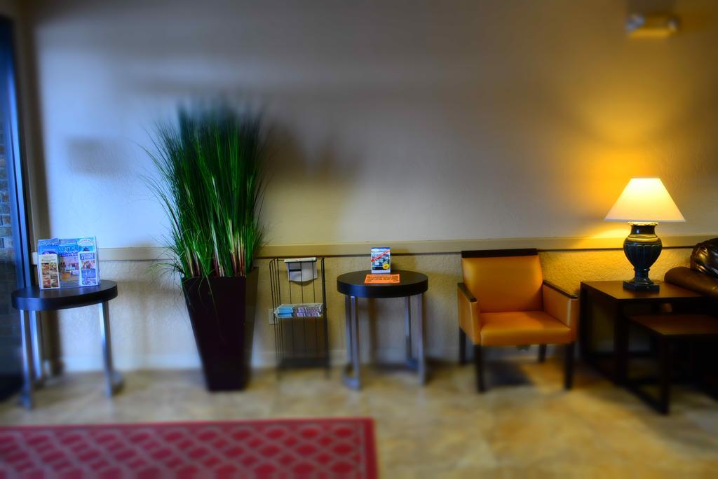 Crystal Cove Riverfront Resort Palatka Extérieur photo
